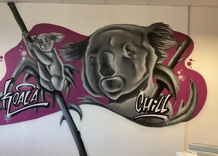 Hostel By Geronimo *